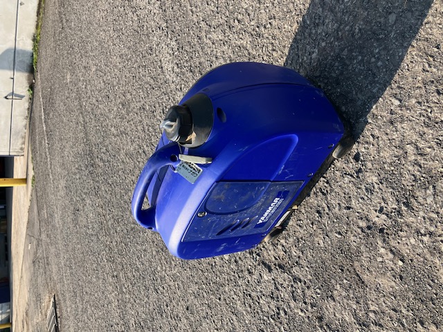 商品詳細：0．9KVAポータブル発電機【中古品】 | 株式会社ナガワ