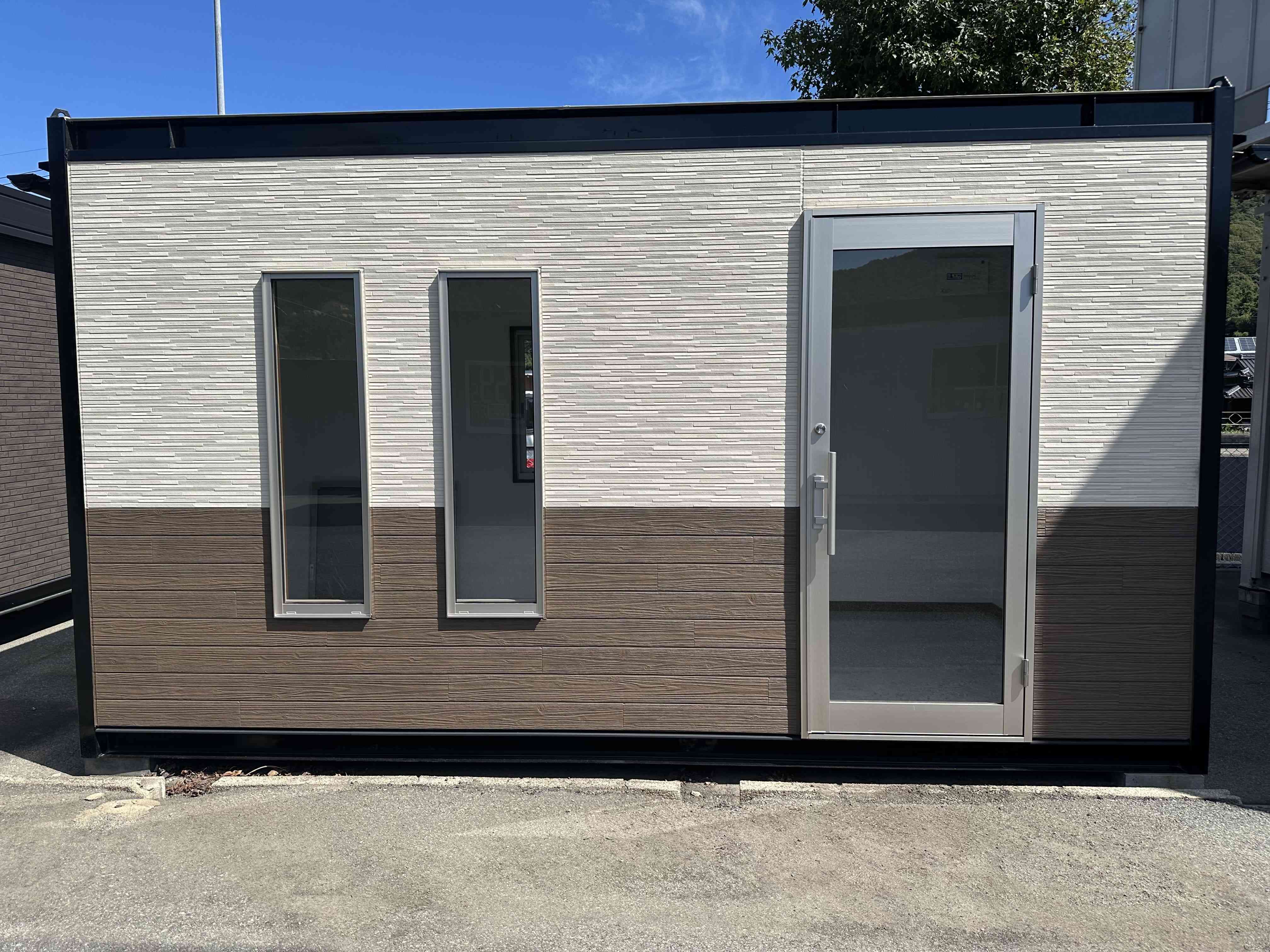 ルミナスウッド